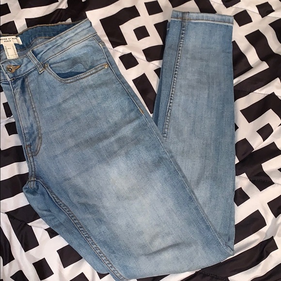 🚨SOLD🚨 Jeans and Sweatpants Lot - Picture 7 of 12